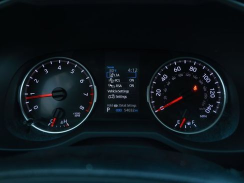 Used 2021 Toyota RAV4 LE image 13