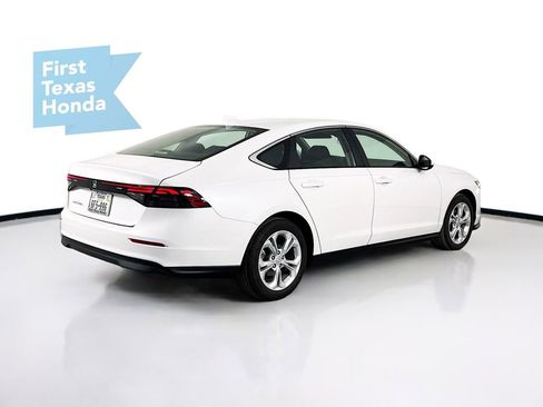 Used 2025 Honda Accord LX image 7
