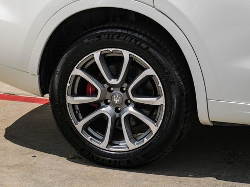 Used 2017 Maserati Levante S AWD/4WD image 47