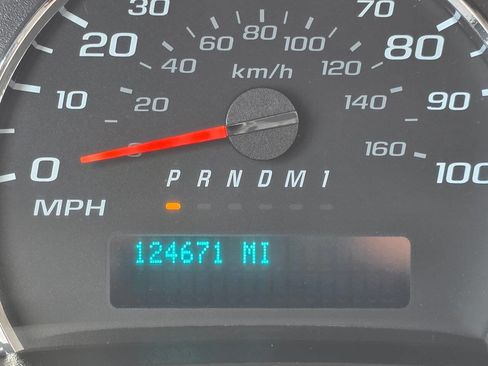 Used 2019 GMC Savana 3500 Extended w/ Driver Convenience Package image 14