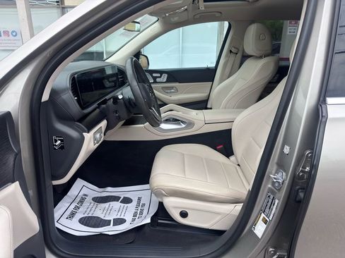 Used 2020 Mercedes-Benz GLS 450 4MATIC image 16