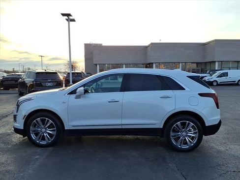 Used 2024 Cadillac XT5 Premium Luxury image 9