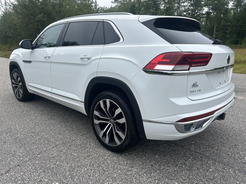 Used 2021 Volkswagen Atlas Cross Sport SEL R-Line AWD/4WD image 7