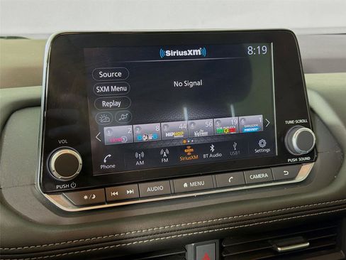 Used 2023 Nissan Rogue SV AWD/4WD image 15