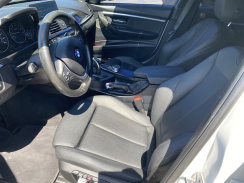 Used 2018 BMW 340i Sedan RWD image 12