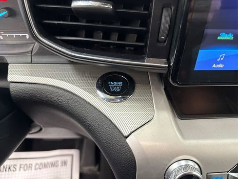 Used 2024 Ford Explorer XLT w/ Equipment Group 202A image 33