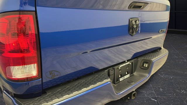Used 2018 RAM 1500 Express w/ Express Value Package AWD/4WD image 32