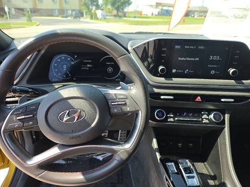 Used 2020 Hyundai Sonata SEL Plus FWD image 9