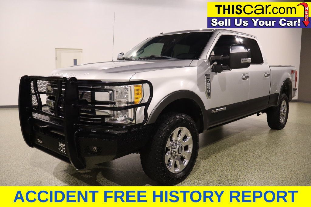 Used 2017 Ford F250 Lariat w/ Lariat Ultimate Package AWD/4WD image 5