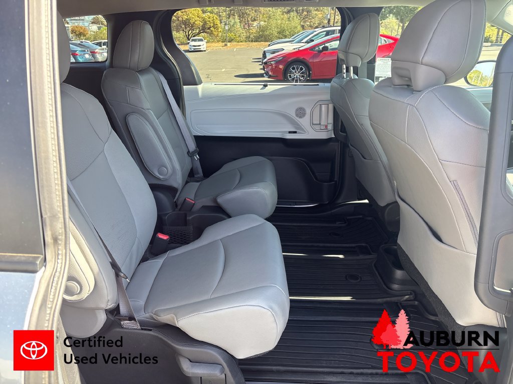 Certified 2025 Toyota Sienna XLE w/ XLE Plus Package FWD image 21