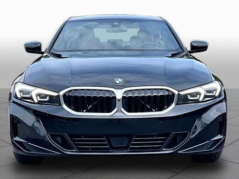 Certified 2025 BMW 330i Sedan RWD image 4