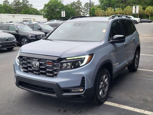 Certified 2022 Honda Passport TrailSport image 7