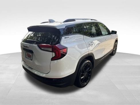 Used 2023 GMC Terrain SLT w/ Elevation Edition FWD image 4