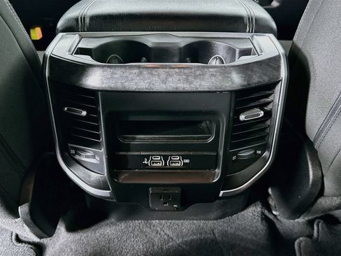 Used 2019 RAM 1500 Big Horn AWD/4WD image 21