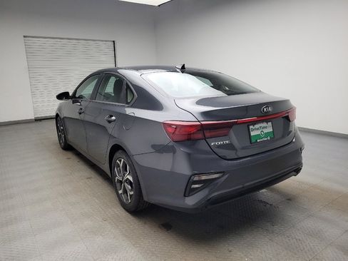 Used 2019 Kia Forte LXS FWD image 5