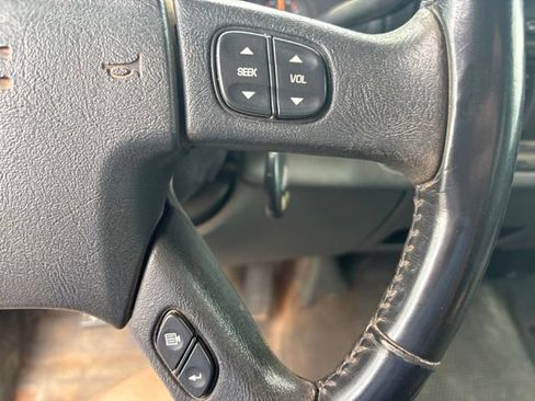 Used 2004 GMC Sierra 3500 SLE AWD/4WD image 18