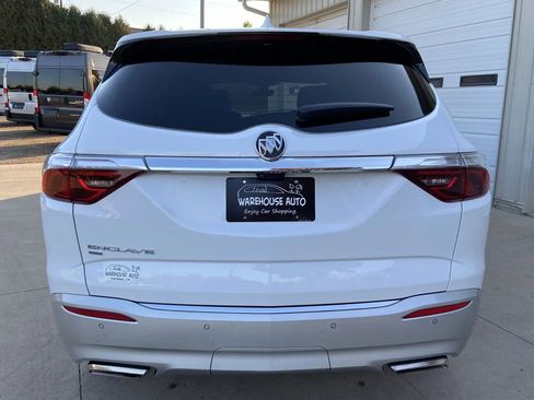 Used 2024 Buick Enclave Premium image 5