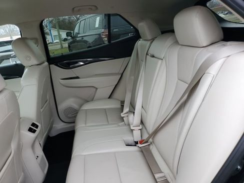 Used 2022 Buick Envision Essence w/ Technology Package I image 32