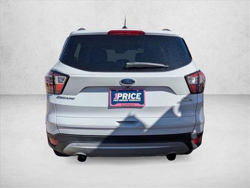 Used 2018 Ford Escape SE image 6
