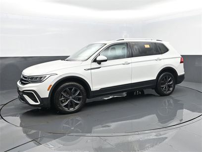 Used 2023 Volkswagen Tiguan SE