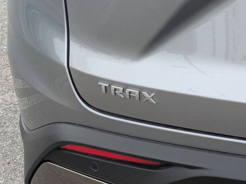 Used 2026 Chevrolet Trax ACTIV w/ Driver Confidence Package image 27