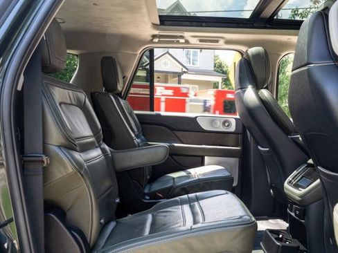 Used 2024 Lincoln Navigator L Black Label AWD/4WD image 49