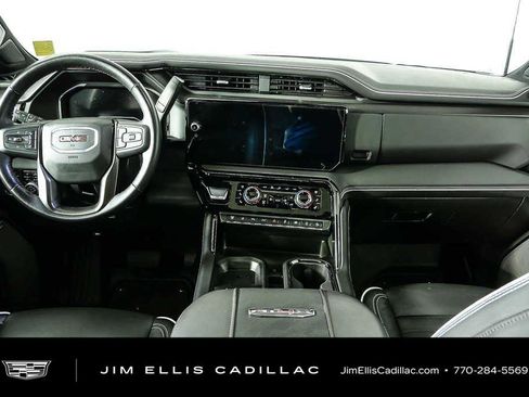 Used 2024 GMC Sierra 2500 AT4X AWD/4WD image 20