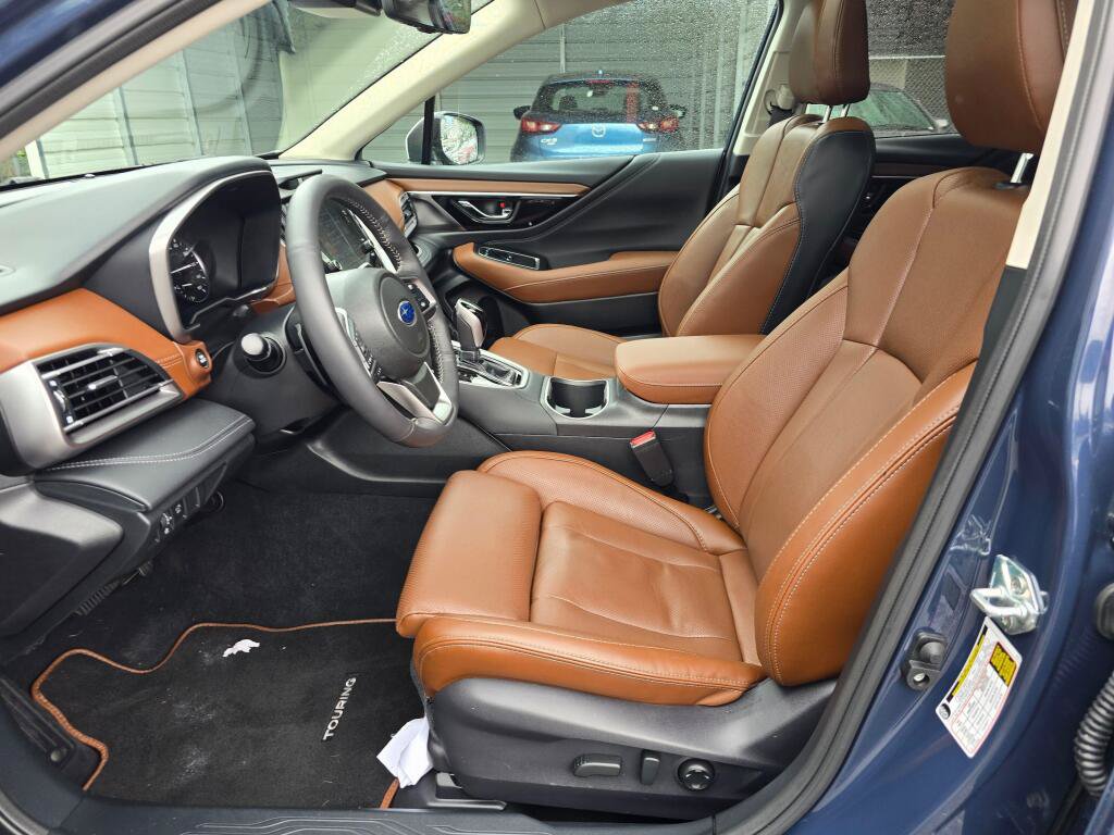 Certified 2025 Subaru Outback Touring AWD/4WD image 20
