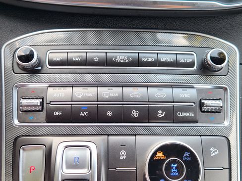 Certified 2023 Hyundai Santa Fe SEL AWD/4WD image 22