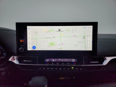 Used 2025 Toyota Sienna Limited FWD image 20