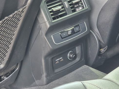 Used 2021 Audi Q5 Premium Plus image 29