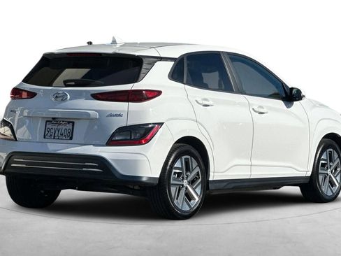 Certified 2023 Hyundai Kona SEL image 6