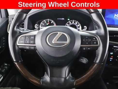 Used 2017 Lexus LX 570 4WD image 24