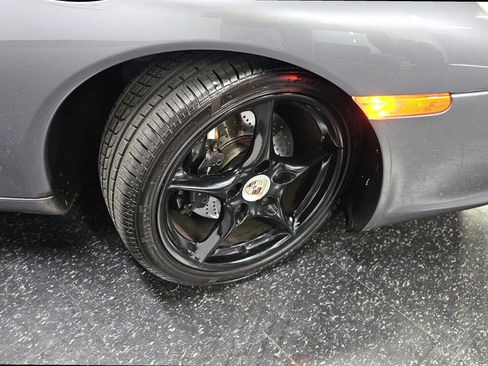Used 2003 Porsche 911 GT3 RS image 16