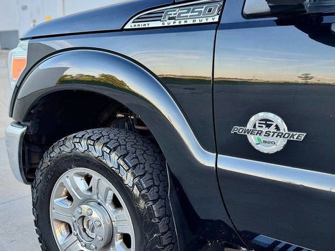 Used 2016 Ford F250 Lariat w/ Lariat Ultimate Package AWD/4WD image 8