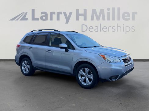 Used 2015 Subaru Forester 2.5i Premium AWD/4WD image 7
