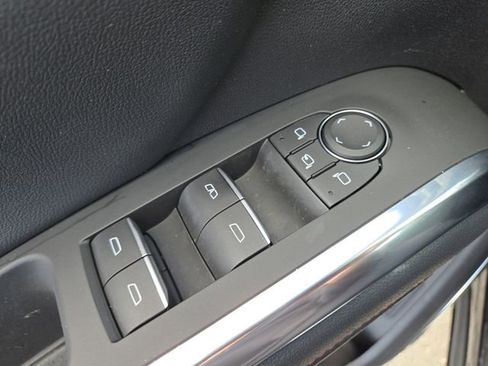 Certified 2024 Chevrolet Traverse RS w/ LPO, Floor Liner Package image 12