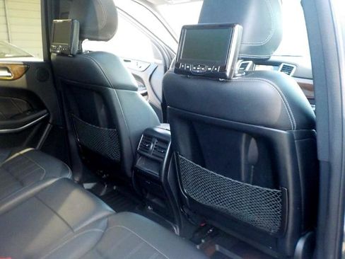 Used 2013 Mercedes-Benz GL 450 4MATIC w/ Premium 2 Pkg image 23