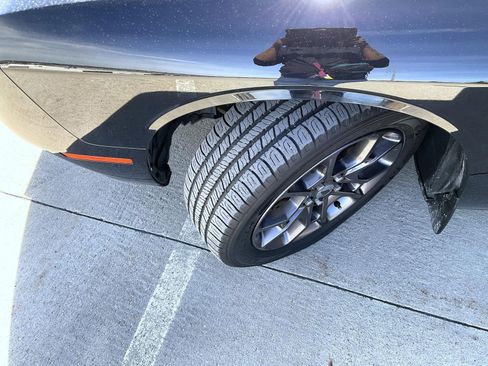 Used 2018 Dodge Challenger GT w/ Driver Convenience Group image 20