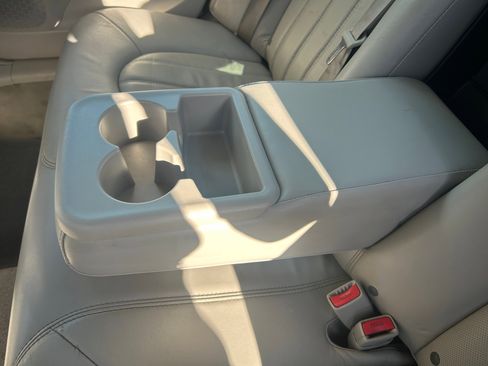 Used 2009 Buick Lucerne CXL w/ Driver Confidence Package image 31