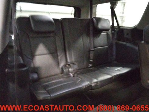 Used 2015 GMC Yukon XL Denali w/ Touring Package AWD/4WD image 17