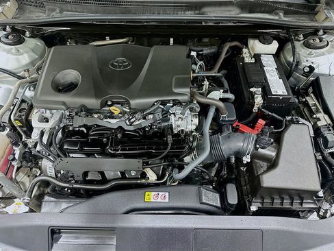 Used 2024 Toyota Camry SE FWD image 29