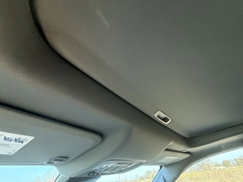 Used 2024 GMC Sierra 1500 SLT w/ SLT Convenience Package image 25