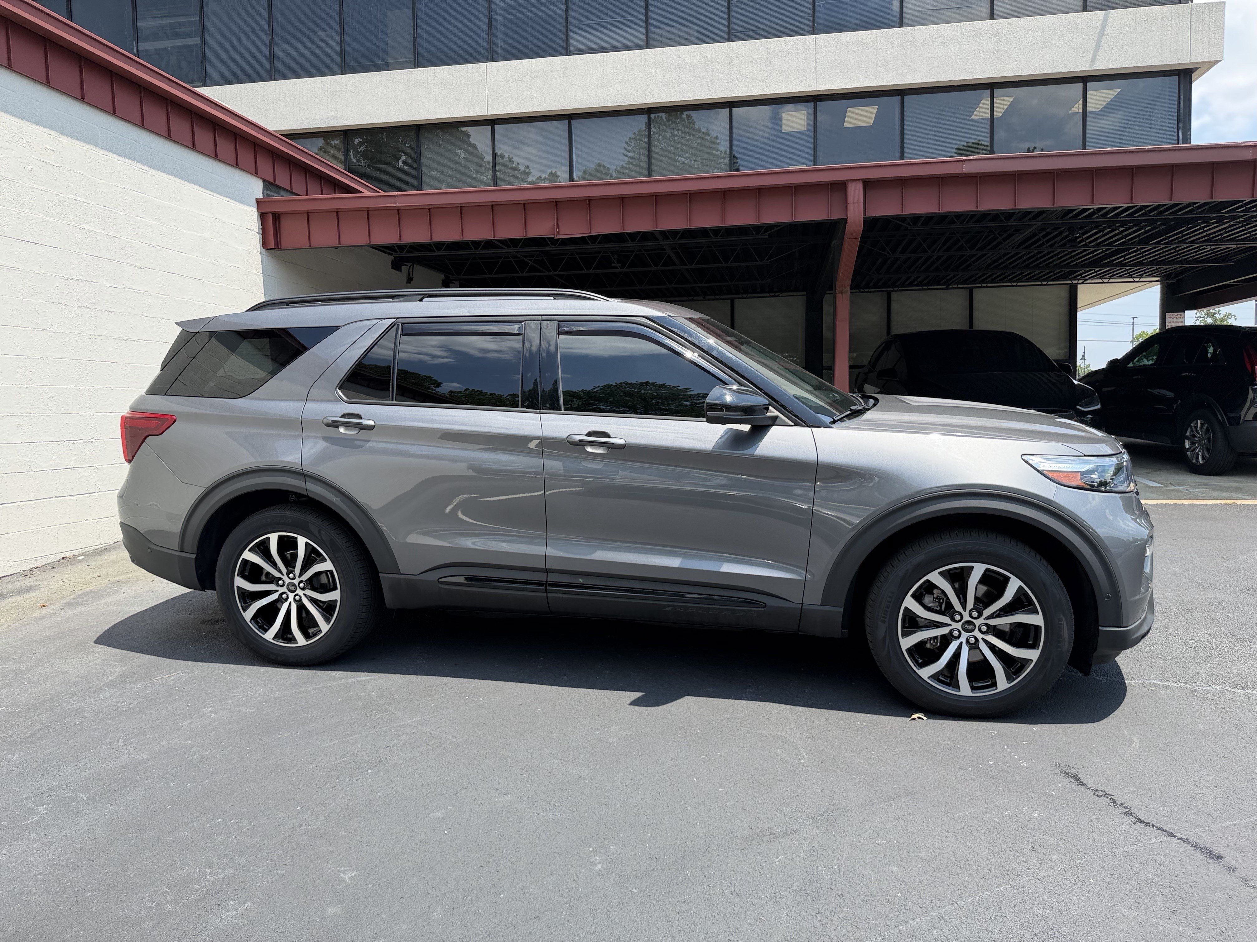 Used 2021 Ford Explorer ST w/ Equipment Group 401A AWD/4WD image 8