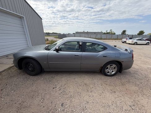 Used 2006 Dodge Charger RWD image 2