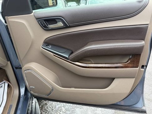 Used 2015 Chevrolet Tahoe LT w/ Luxury Package AWD/4WD image 44