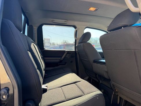 Used 2012 Nissan Titan SV image 15