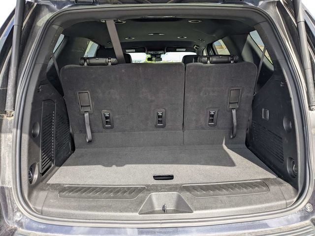 Used 2025 Chevrolet Tahoe LT AWD/4WD image 12