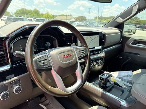 Used 2023 GMC Sierra 1500 SLT RWD image 11