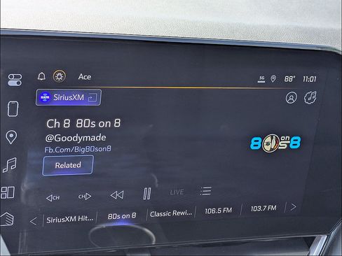 Used 2025 Chevrolet Equinox LT w/ Convenience Package II FWD image 24